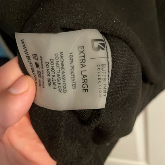 BuffBunny black Namaste Pullover XL - Picture 4 of 4
